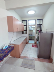 Single room available for rent at Pelangi UTAMA CONDO