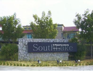 Southlake Terrace, Desa Parkcity
