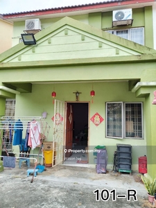 Super Value Buy A Stock Good Condition Townhouse Aranda Kota Kemuning