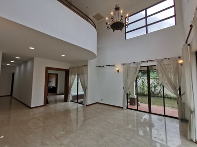 3 storey freehold bungalow gated and guard community