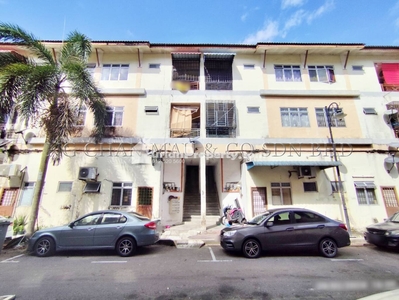 Apartment For Auction at Taman Putri Kulai