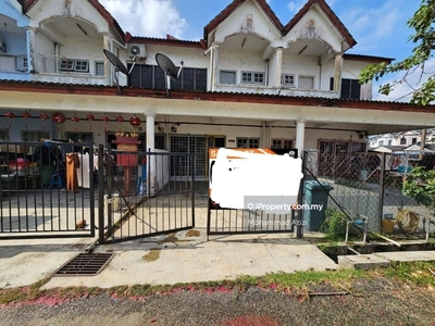 Double storey air putih freehold open title