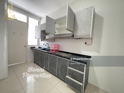 Eco Majestic Cradleton, with Design Kitchen Cabinet @ For Rent