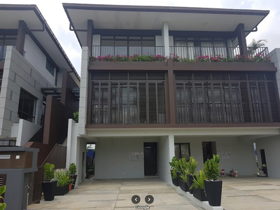 FREEHOLD 3-STOREYS END-LOT GARDEN THE MULIA RESIDENCE PH1 CYBERJAYA READY-TO-MOVE-IN CONDITION