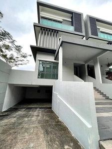 (GATED GUARDED) 3 Storey Semi-Detached Desa Hill Villas Taman Desa Petaling, Kuala Lumpur