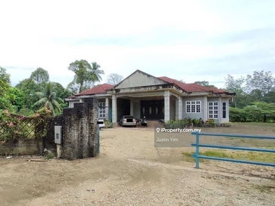 Kampung Surau Kerawang Develop Land with 1 Storey Bungalow For Auction