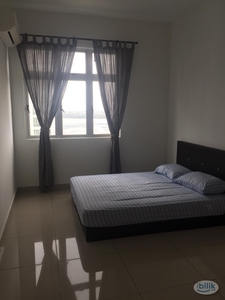 Pasir Gudang/Permas Master Room with attached Bathroom RM900 include Aircon, Utilities & Wifi