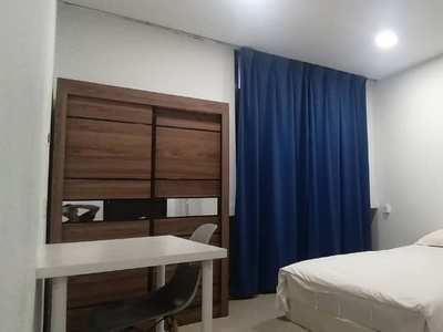 Room --------------- Fully Furnished Exclusive Twin Bed Room with Aircond & Walking Distance to LRT - RM 700
