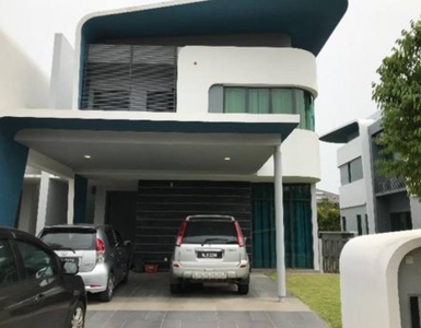 SEMI FURNISHED 5 Bedrooms 2 Storey SEMI-D House at Lepironia Setia Eco Glades Cyberjaya For RENT