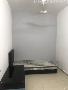 Single Room at Block B03-06@ Taman Mount Austin, Tebrau