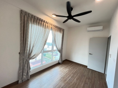 Sophisticated 2 Bedroom Unit Built In Wardrobe Plaza Kelana Jaya