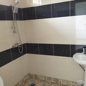 Working in General Hospital ? Attached bathroom Room for Rent