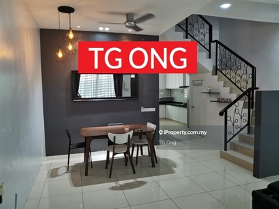 3 Storey Bukit Tengah Gated Guarded Kitchen Aircon Ready Move in