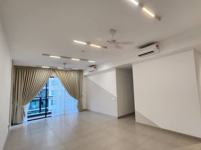 Astrea Residence Partially Furnish Comfy Unit with Carpark, Few Units On Hand, Speciallist of Astrea Residence