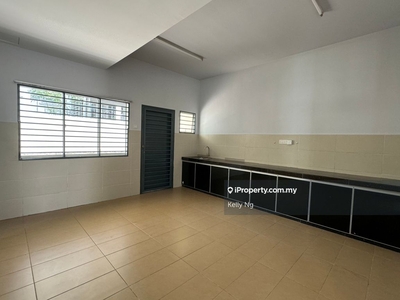 Banyan 1 Semi-D corner unit to Rent, Sungai Buloh