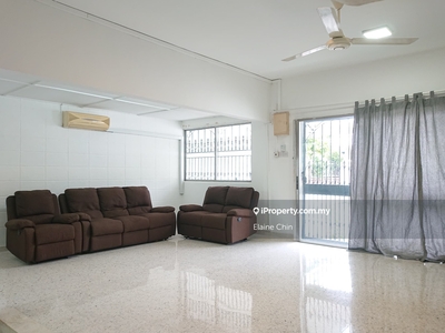 Move in conditions, 2 mins walk to shops,food, Atria mall