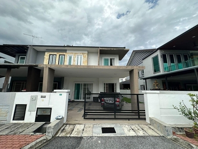 Pulai Height Double Storey Semi D House For *Rent*