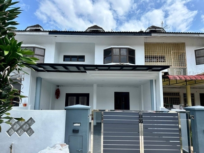 RENOVATED DOUBLE STOREY TERRACE HOUSE IN TAMAN SRI SKUDAI FOR SALE