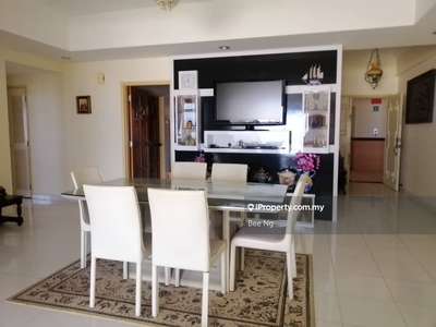 Seri bayan condo , medium floor seaview 4r3b partly furnished for sale
