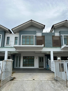 Taman Impian Emas Bukit Impian Double Storey Terrace Intermediate Lot For Sale