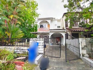 CORNER LOT Double Storey Jalan Tebing Empat @ Seksyen 8, Shah Alam