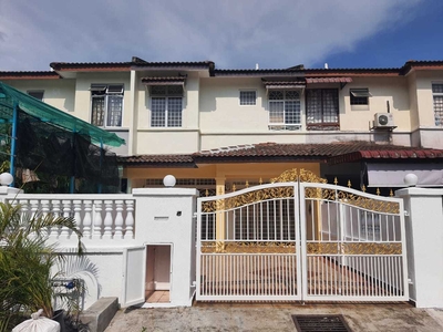 Terrace house for rent at lep 4 taman equine 800 m to mrt
