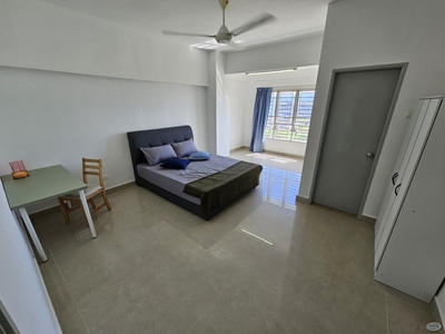 Master Room with Own Bath [Seaview Tower @ Chain Ferry, Butterworth]