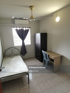 Pangsapuri Damai room for rent next to Help University Subang Bestari