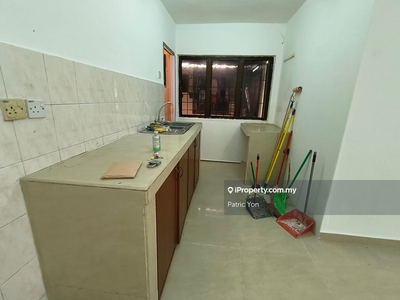 Must view, perfect condition, hot area, high Loan, Lestari Apartment