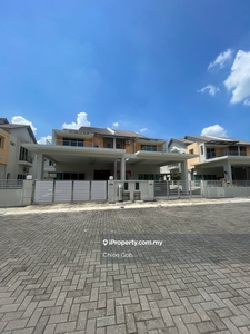 Pearl residence with swimming pool , big car park
