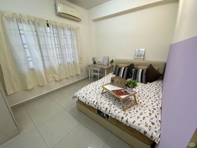 8 minute ‍♀️to MRT , Exclusive Middle Room near IKEA PJ Bandar Utama @ Pelangi Condominium ‍♂️ Damansara Sentral Surian IKEA PJ 9 Bukit utama