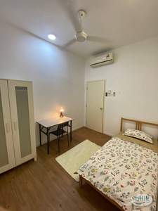 Affordable + Comfy Single Room Rental ‍♂️Next to UOW KDU / Hi-Com Glenmarie