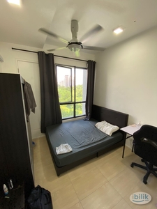 Balcony Room with Aircond for Rent - RM 650