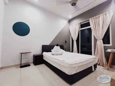 Bayan Lepas Master Room near Airport, PantaiHospital, Straits School, Spice Arena