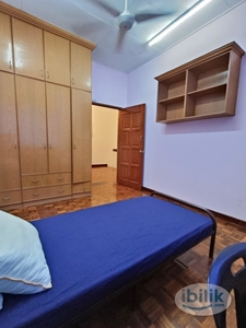 BU 2 Budget Room NEAR MRT BANDAR UTAMA For Rent Aircon Single-Room