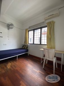BU 6 Budget Room For Rent Single-Room