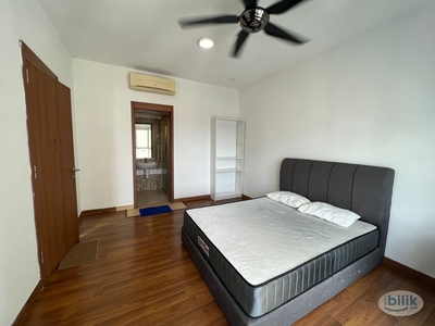 Female Only Master Room, Walking Distance To HKL and Monorail