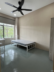 Fully Furnished Single Room at Help Uni Subang Bestari, Subang 2