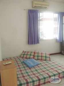 Middle room for rent , strategic location near Lintas Square / KK Luyang
