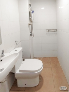 ⭐️RM30 DISCOUNT Private Bathroom Master Room at SkyVille 8, Old Klang Road