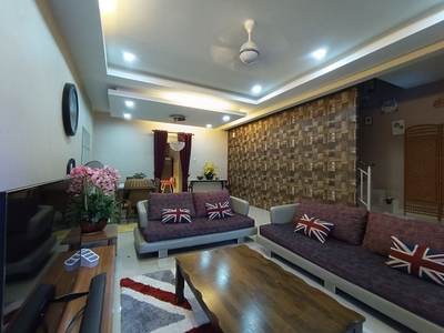 2 Sty Fully Furnished & Extend Kitchen SP3 Bandar Saujana Putra
