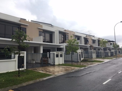 Cheras [ High Rebate 35% ] Double Storey 20x75 For Sale RM405K