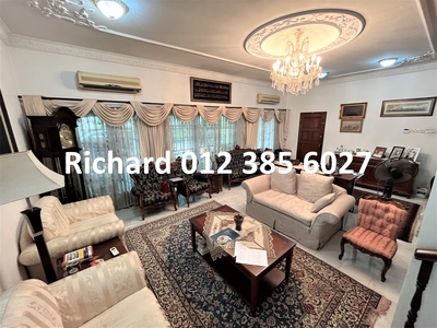 Classic spacious bungalow in TTDI Taman Tun Dr Ismail for sale