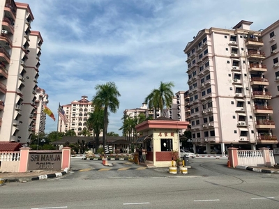 Condo with Clubhouse Facilities for SALES @Sri Manja Court