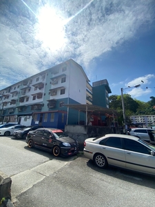 Flat Bukit Gedung Blok 6 Top Floor For Sale
