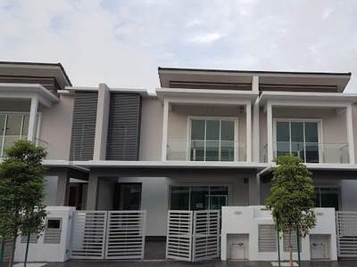 Kota Warisan Double Storey Urgent For Sale only RM450K
