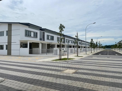 [LIMITED UNIT] DENGKIL 2sty townhouse with CLUBHOUSE!!!