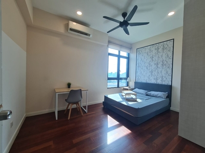 Master room, Balcony, Single, The Vyne, Sungai Besi, Kuala Lumpur Rooms for Rent