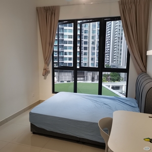 Modern Room Design Brand New Unit & Newly Renovated全新装修和家具 Fully Furnished with AC