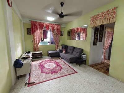 PARTIALLY FURNISHED Apartment Kasawari, Taman Impian Ehsan, Balakong, Seri Kembangan, Selangor for Sale
